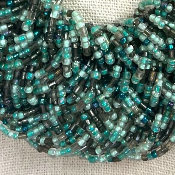 Vintage Women’s Necklace Seed Bead Bib Statement Teal Turquoise Multi 12” Length - Picture 3 of 6
